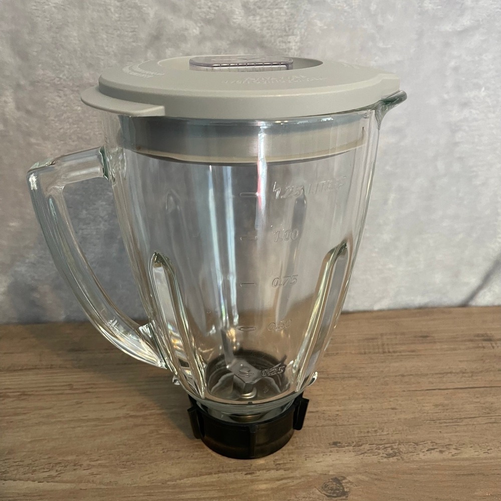 Oster BLSTBC 6 Cup Blender Replacement Glass Carafe Blade Lid